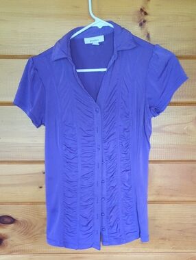 Dressbarn Violet Short Sleeve Ruffled Button-Front Top
